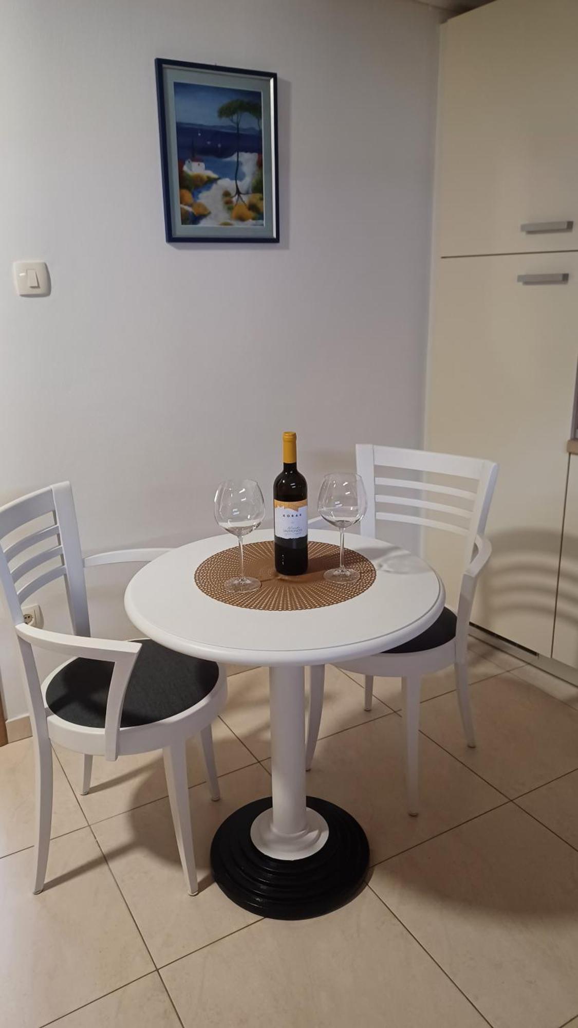 Apartmani Amra Novi Vinodolski Cameră foto